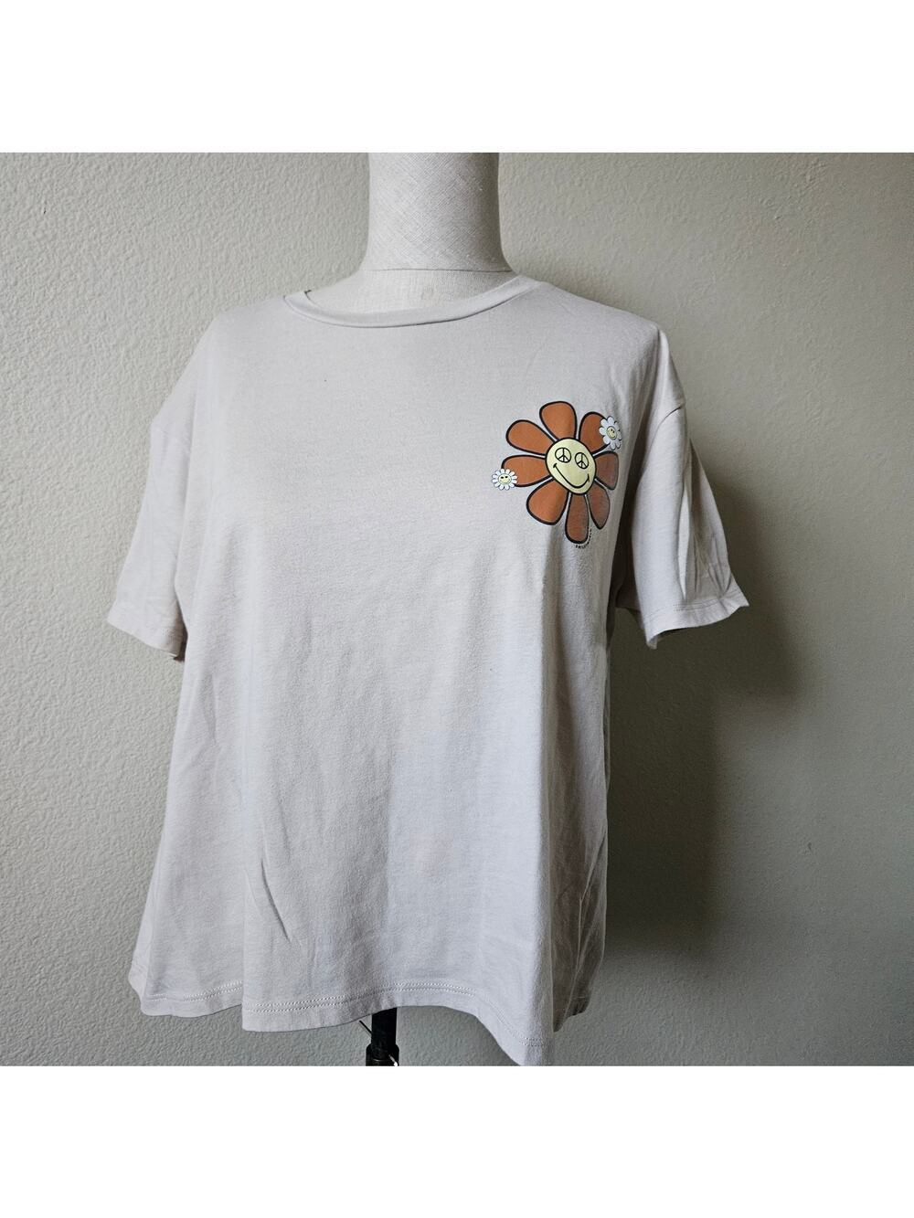 Smiley World Crop TShirt Large